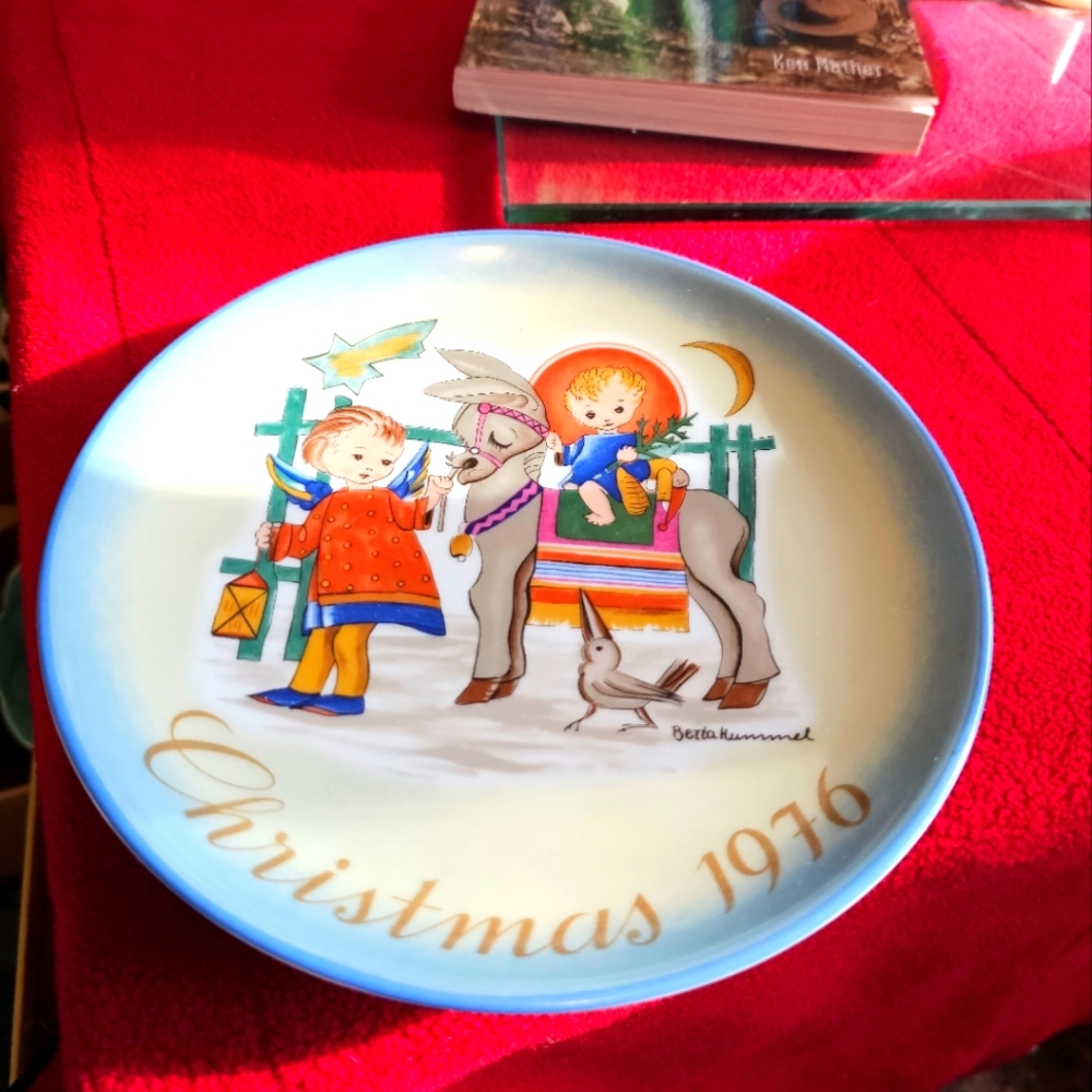 Vintage Hummel Christmas Plate